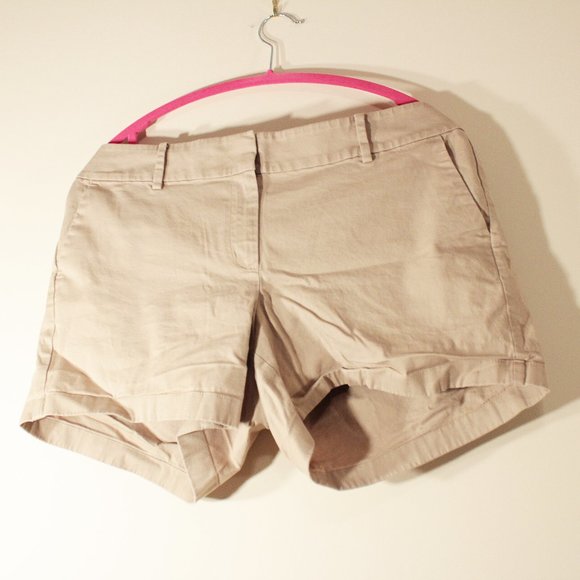 Ann Taylor Tan Shorts - Picture 1 of 4